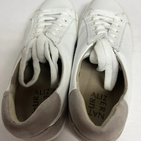 Naturalizer Womens Morrison Sneaker White Size 8.5Wide - Picture 4 of 6